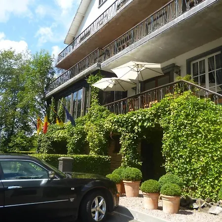 Chalet Sur Lesse Maissin